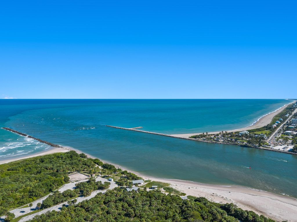 2319 Tamarind Drive 102, Fort Pierce, FL 34949