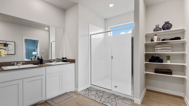 4325 VALLEY BROOK Drive, Fort Worth, TX 76036