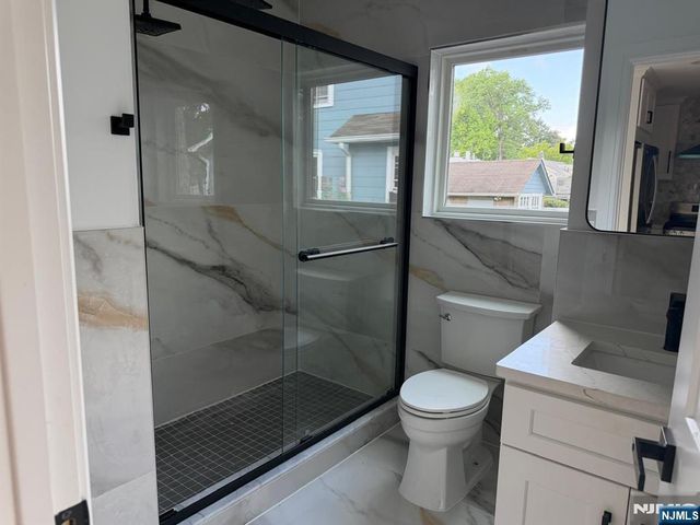 184 Walnut Street, Teaneck, NJ 07666