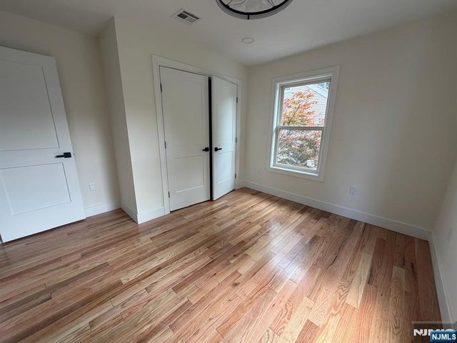 184 Walnut Street, Teaneck, NJ 07666