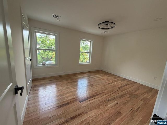 184 Walnut Street, Teaneck, NJ 07666
