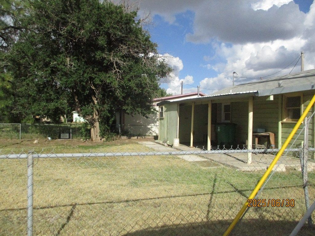 Image 5 of property listing at 846 San Jacinto St, San Angelo, TX 76905