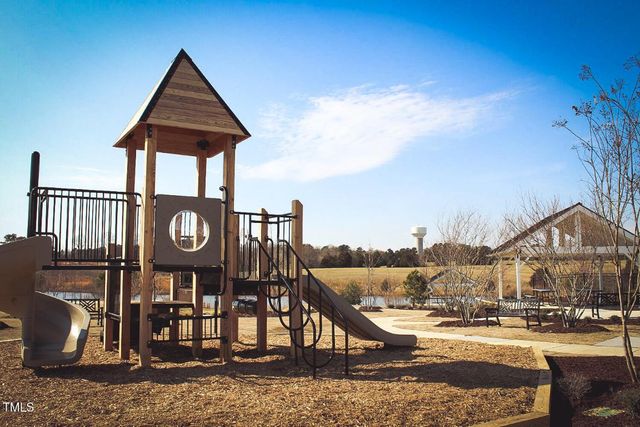 604 Hillfarm Drive, Wake Forest, NC 27587