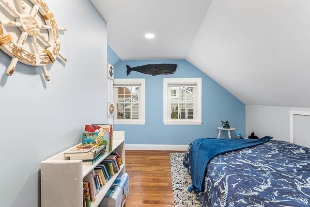 61 Ledgewood Rd, Dedham, MA 02026