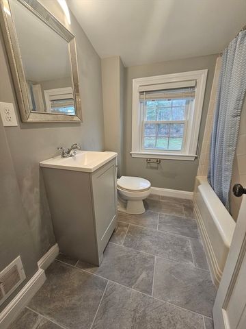 61 Ledgewood Rd, Dedham, MA 02026