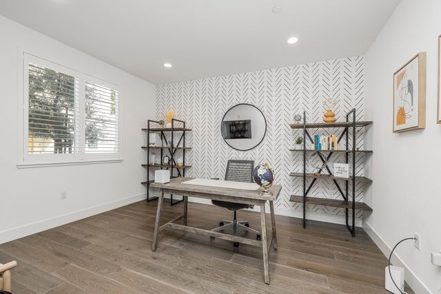 242 242 Bolt Ct, Hayward, CA 94544