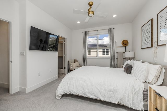 242 242 Bolt Ct, Hayward, CA 94544