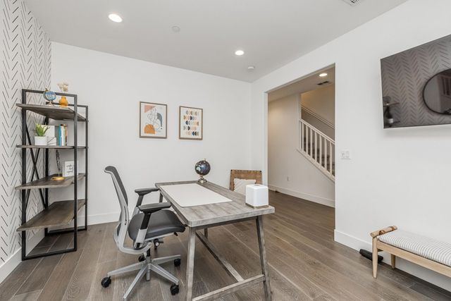 242 242 Bolt Ct, Hayward, CA 94544