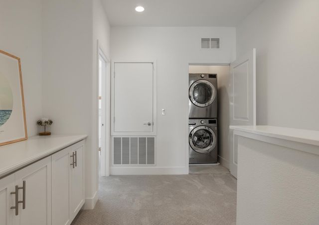 242 242 Bolt Ct, Hayward, CA 94544