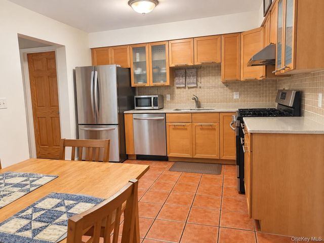 3 Ward Drive, Nyack, NY 10960