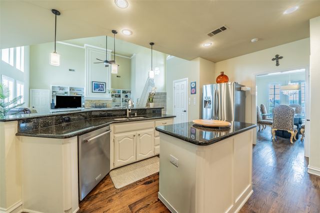 2700 Sunset Circle, Plano, TX 75093