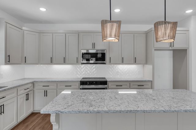 99 St.Clair, Longview, TX 75605