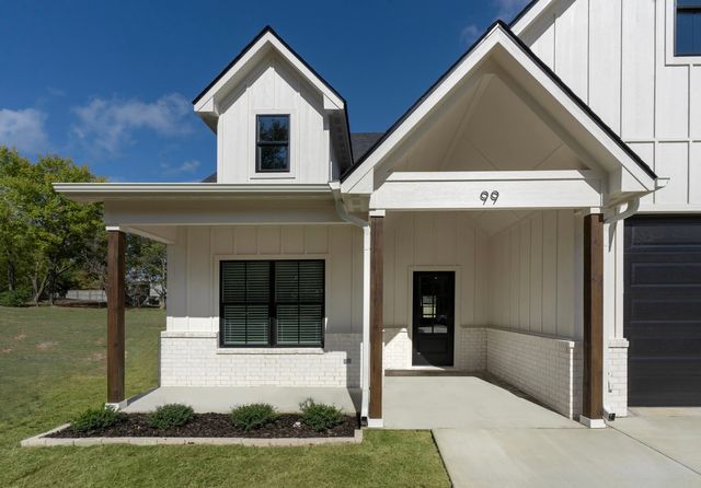 99 St.Clair, Longview, TX 75605