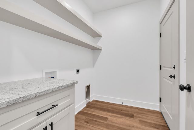 99 St.Clair, Longview, TX 75605