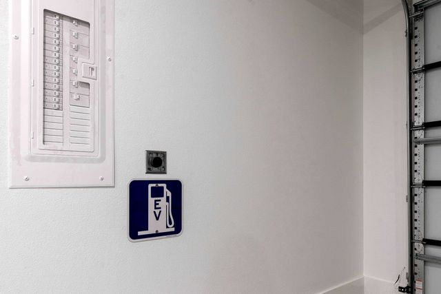 99 St.Clair, Longview, TX 75605