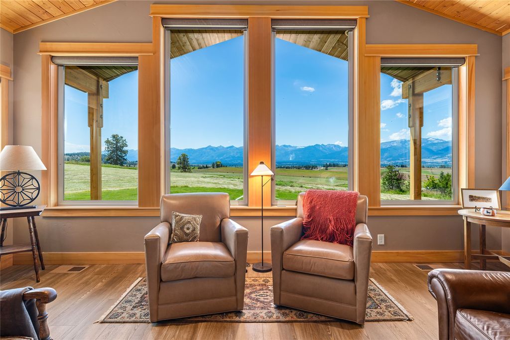 Image 12 of property listing at 2904 Home Acres Road, Stevensville, MT 59870