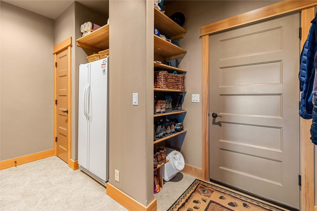 Image 31 of property listing at 2904 Home Acres Road, Stevensville, MT 59870
