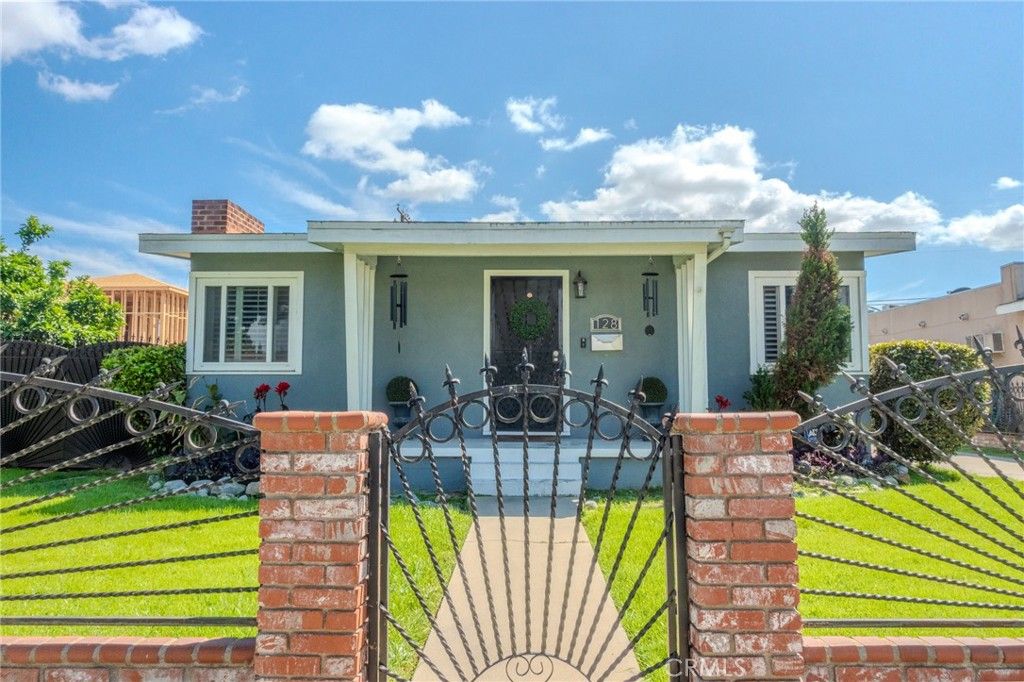 Image 1 of property listing at 128 E 67th, Long Beach, CA 90805