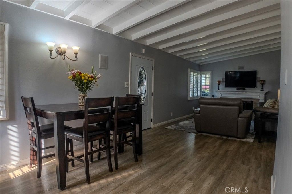 Image 10 of property listing at 128 E 67th, Long Beach, CA 90805