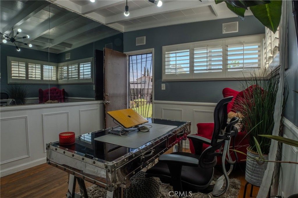 Image 19 of property listing at 128 E 67th, Long Beach, CA 90805