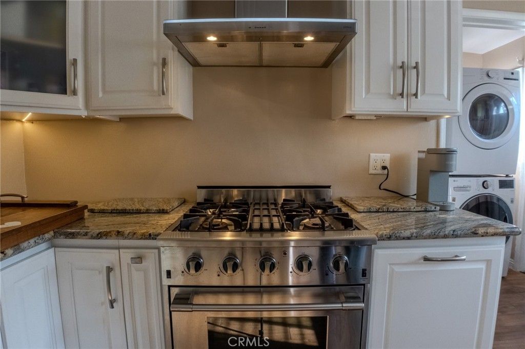 Image 22 of property listing at 128 E 67th, Long Beach, CA 90805