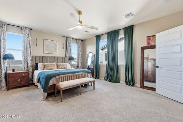 3592 W COBALT Court, San Tan Valley, AZ 85144