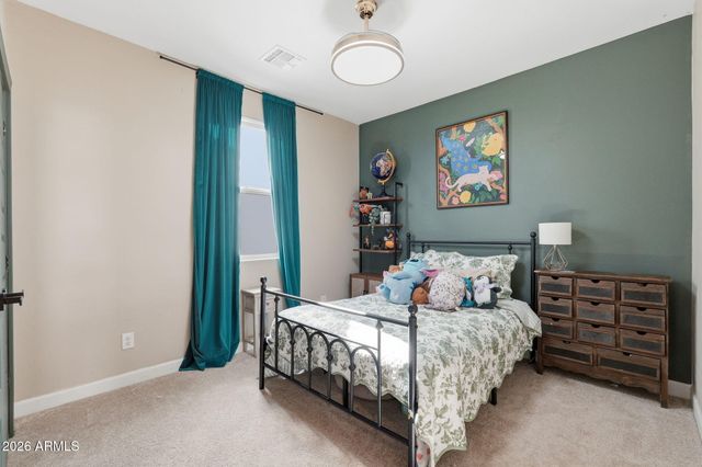 3592 W COBALT Court, San Tan Valley, AZ 85144