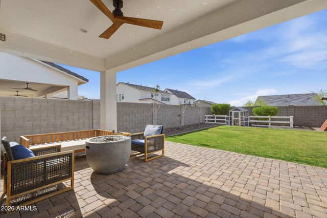 3592 W COBALT Court, San Tan Valley, AZ 85144