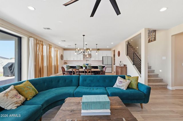 3592 W COBALT Court, San Tan Valley, AZ 85144