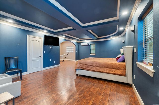 1045 Scarlett Lane, Bauxite, AR 72011