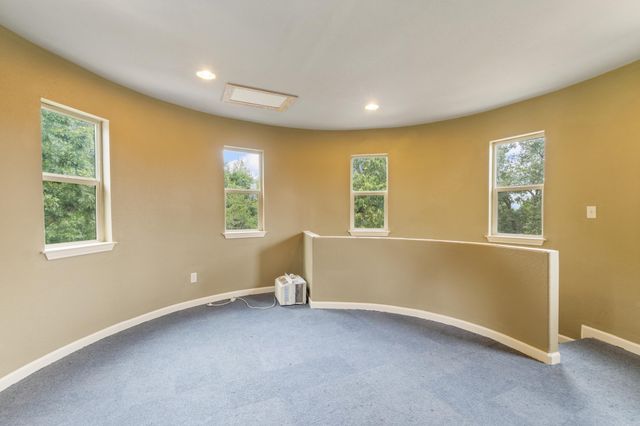 1045 Scarlett Lane, Bauxite, AR 72011