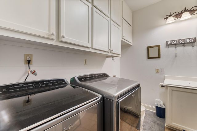 1045 Scarlett Lane, Bauxite, AR 72011