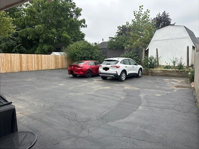 209 W Maple Avenue B, Mundelein, IL 60060