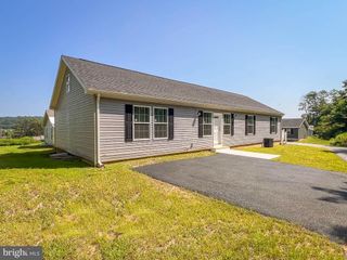 132 MINCH RD, Parkesburg, PA 19365
