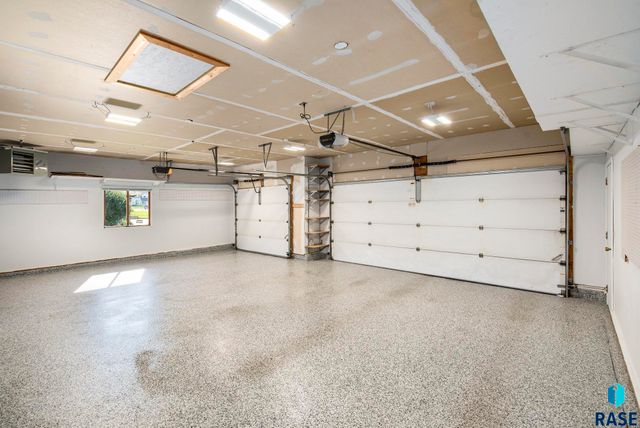 6728 W Westminster Dr Drive, Sioux Falls, SD 57106