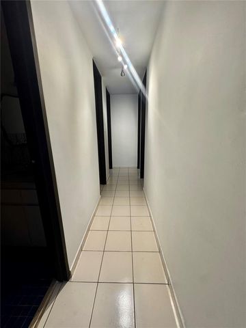 650 CUEVAS BUSTAMANTE COND. SEGOVIA 15, San Juan, PR 00918