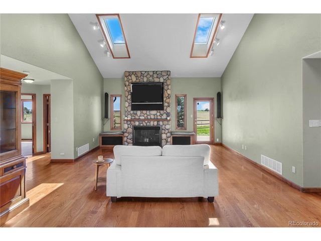 74 Rocky Cliff Rd, Elizabeth, CO 80107