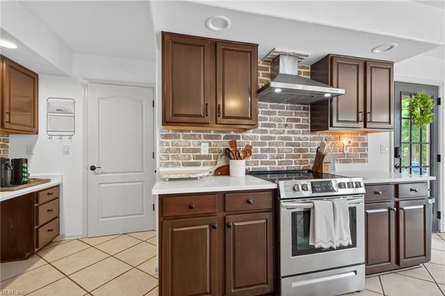 3709 Cypress Vine LN, Virginia Beach, VA 23456