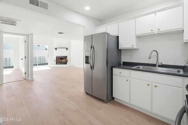 4919 E Edgemont Avenue, Phoenix, AZ 85008