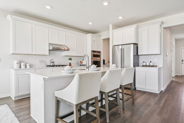 1456 Vintage Drive, Oswego, IL 60543