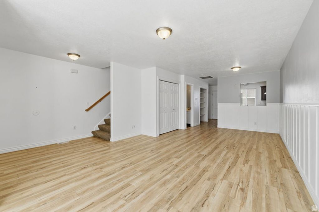 Image 8 of property listing at 977 E 100 S, Payson, UT 84651