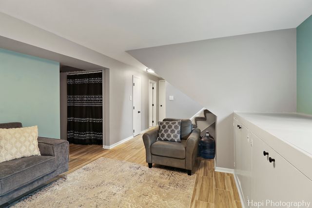1113 Rolling Lane Road, Johnsburg, IL 60051