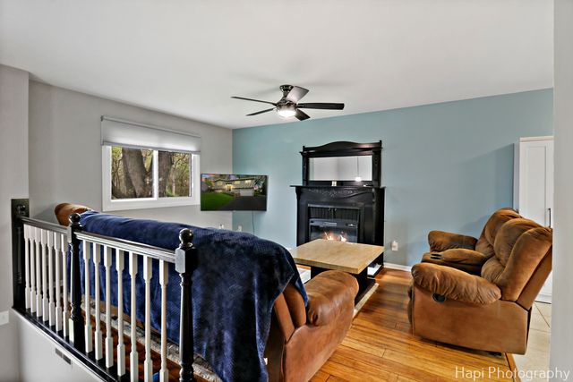 1113 Rolling Lane Road, Johnsburg, IL 60051