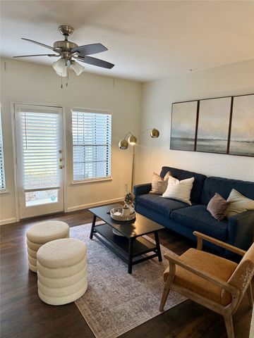 3635 Garden Brook Drive 12100, Farmers Branch, TX 75234