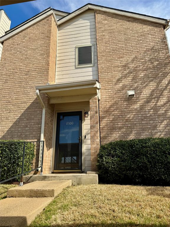 3635 Garden Brook Drive 12100, Farmers Branch, TX 75234