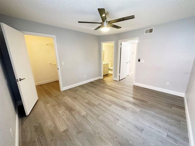 5124 CONROY ROAD 12, Orlando, FL 32811