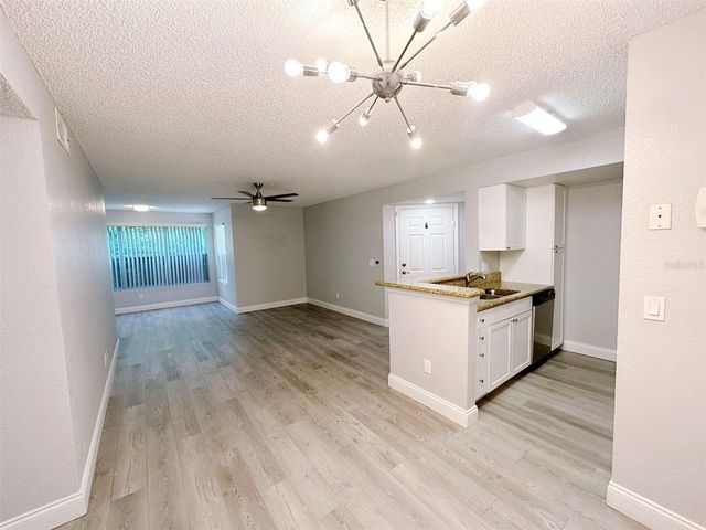 5124 CONROY ROAD 12, Orlando, FL 32811