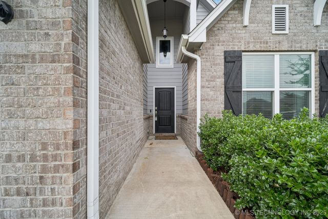 13006 S Ash Street W, Jenks, OK 74037