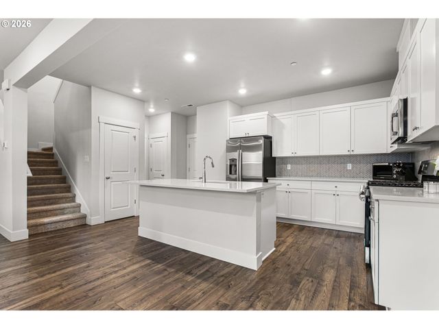 16815 Sw COLORADO Ln, Portland, OR 97224