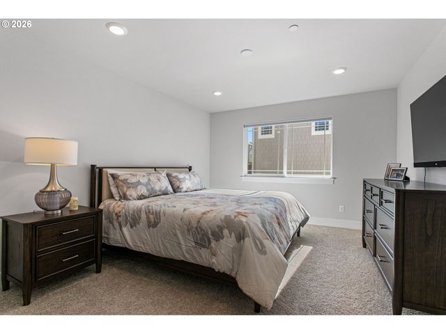 16815 Sw COLORADO Ln, Portland, OR 97224